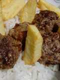 Albóndigas en crema de pimentón