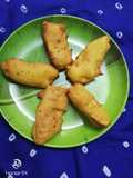 Raw Banana Fritters (Kache Kele ke Pakode)