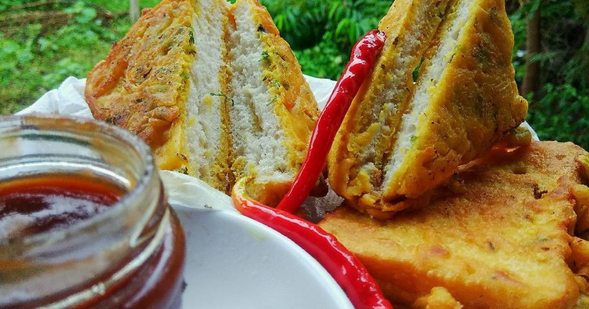 गरमागरम ब्रेड पकोडा (ब्रेड सॅन्डविच) (bread pakoda sandwich recipe in