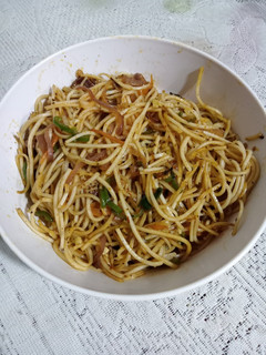 पेरी पेरी मसाला नूडल्स (Peri Peri Masala Noodles recipe in Hindi) रेसिपी मुख्य फोटो