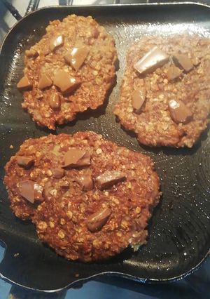 Una foto de Galletas de avena, banano y cacao