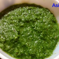 A picture of Tangy Amla Pudina Chutney.