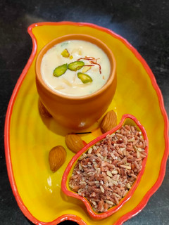 દૂધપાક-લાલ કડાના ચોખાનો (Doodhpak-red rice Recipe in Gujrati) રેસીપી મુખ્ય ફોટો