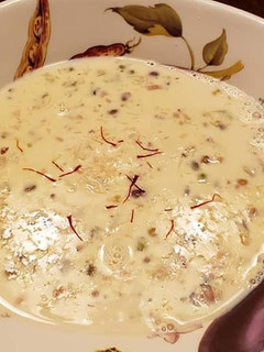 A picture of Vermicelli kheer.