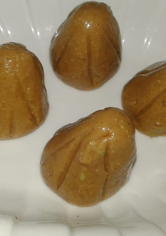 कॉफ़ी मोदक (coffee modak recipe in Hindi) रेसिपी मुख्य फोटो