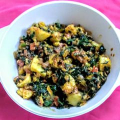 A picture of Aloo methi.