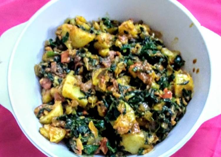 Steps to Prepare Homemade Aloo methi