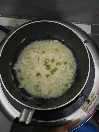 Langkah Mudah untuk Menyiapkan Resep Bubur Ayam Buncis yang Lezat Sekali Anti Ribet, Mantap Sekali