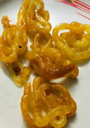 A picture of Jalebi.