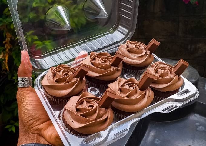 Recipe of Perfect Chocolate Orange Cupcakes #themechallenge