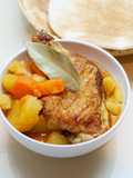Crispy Chicken Massaman with Pita Bread