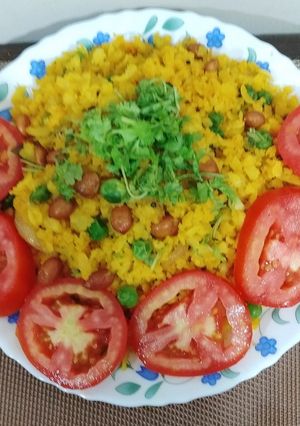 A picture of Aloo Poha.