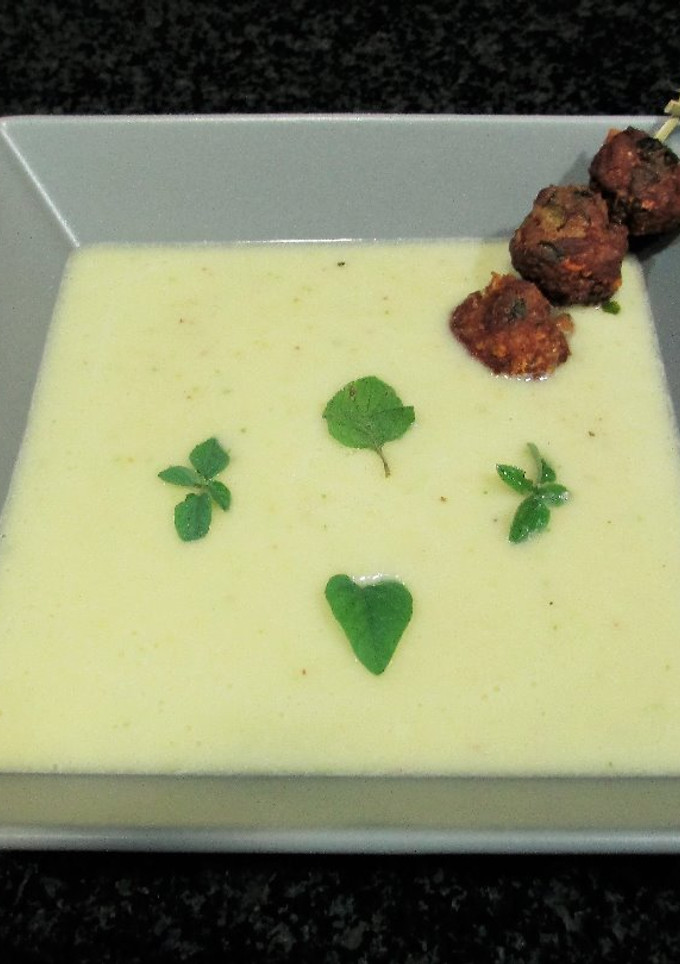 Una foto de Gazpacho de melón al poleo menta