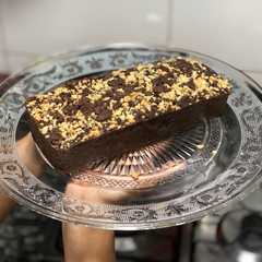 Una foto de Brownie saludable de avena, miel y tagatosa. Sin materia grasa