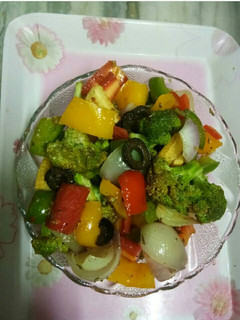 A picture of Garden fresh salad.