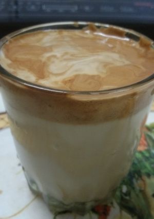 A picture of Dalgona Coffee.