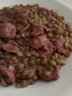 Una foto de Estofado de lentejas con chorizo