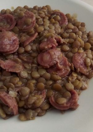 Una foto de Estofado de lentejas con chorizo
