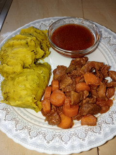A picture of Mashed Matoke + Beef Stew...
