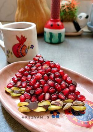 عکسی از دستور شکلات اناری (به شکل قاچ هندوانه)