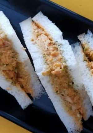 A picture of Aloo Sandwich.
