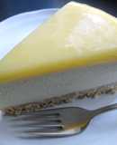No-bake Cheesecake with Lemon Curd Topping