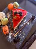 Nyári epres mascarpone torta – sütés nélkül, cukormentesen