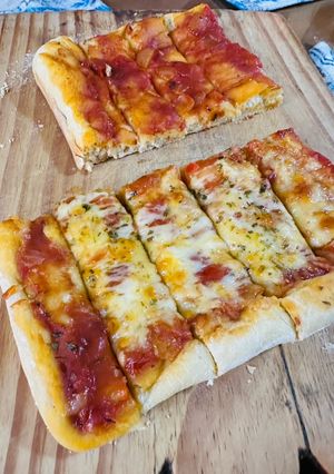 Una foto de Pizza casera con masa fría 🍕