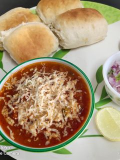 चिज पावभाजी (Cheese Pav Bhaji Recipe in Marathi) रेसिपी चे मुख्य फोटो