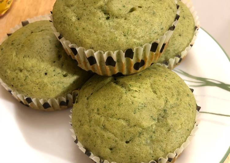 Sweet Spinach Muffins (Muffin Bayam) untuk Batita