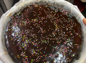 Gambar Kek Coklat Moist