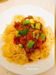 Spaghetti and bolognese sauce ainihin hoton girkin