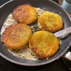 A picture of Potato Rosti.