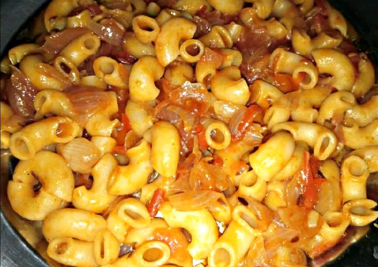 Recipe of Any-night-of-the-week Spicy tomato macaroni