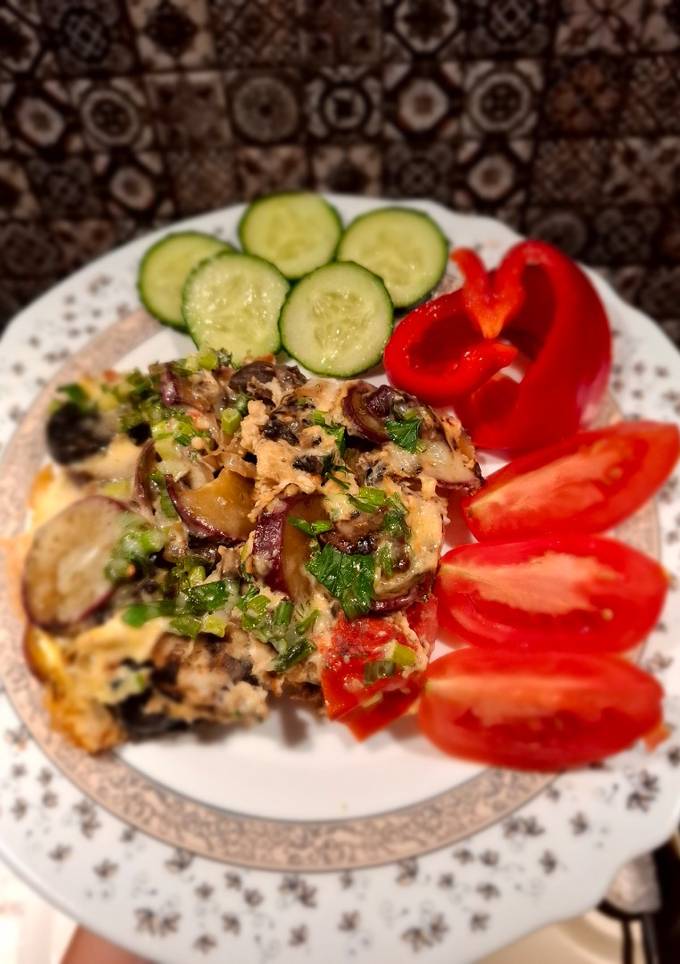 Омлет із лісовими грибами та бататом😋