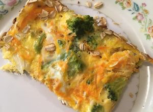 Una foto de Frittata de brócoli con zanahoria