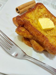 صورة لوصفة الخبز الفرنسي "فرنش توست" 🍞🍯