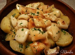 Foto principal de Sepia y patatas confitadas al ajillo