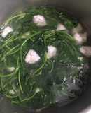 Canh mồng tơi chả cá
