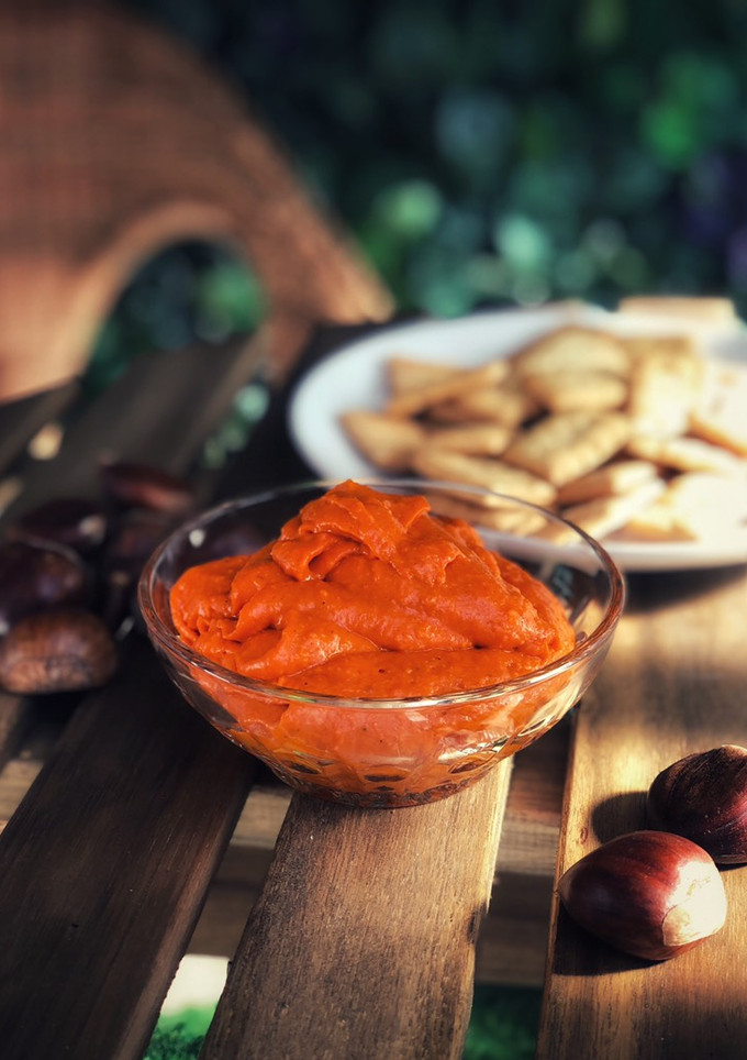 Una foto de Muhammara de castañas con MyCook One