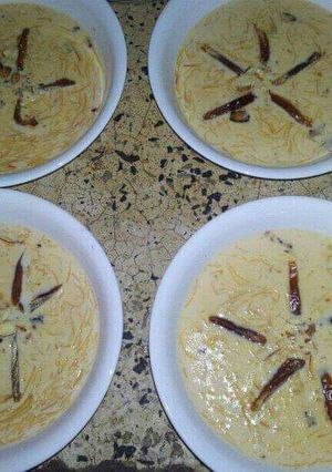 A picture of Sheer khurma.