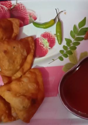 समोसा (samosa recipe in Hindi) रेसिपी मुख्य फोटो