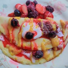 A picture of Berry Bliss pan crepe.