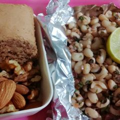 A picture of Sprouts chat with dry fruits.