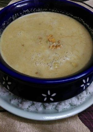 A picture of Pasi paruppu or Moong dal payasam.