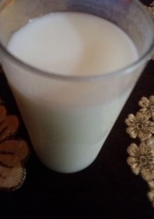 A picture of Sweet lassi.