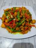 Ayam goreng kunyit khas malaysia