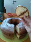 Torta de vainilla rellena de dulce de leche