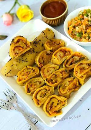 सूजी वेज रोल (sooji veg roll recipe in Hindi) रेसिपी मुख्य फोटो