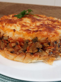 Una foto de Pastel de patatas y verduras